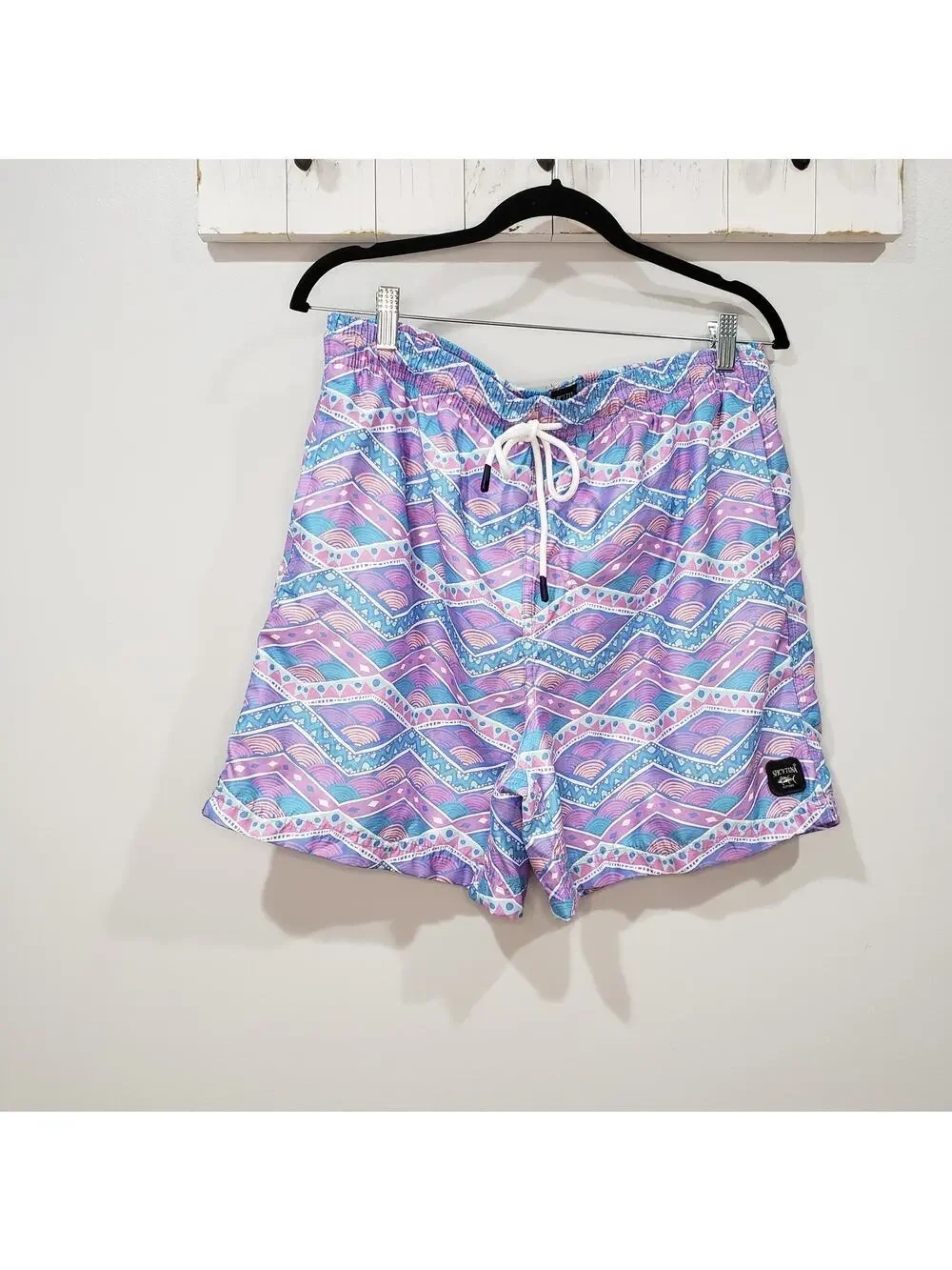 Spicy Tuna XL Purple Blue Chevron Swim Trunks Board Shorts